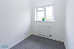 Bed 3- click for photo gallery